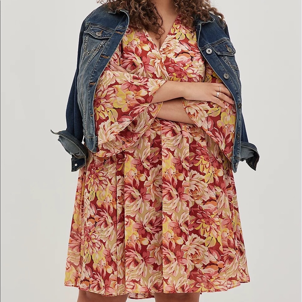 NEW Torrid Surplus Mini Dress Plus 3X Floral Cottagecore Garden Party NWT